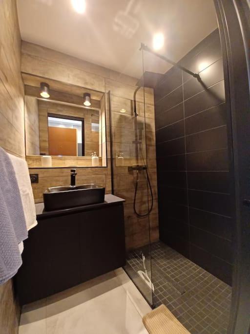 Cap'Nomad Studio Cote Mer - Balcon - Piscine - Parking Агде Екстериор снимка